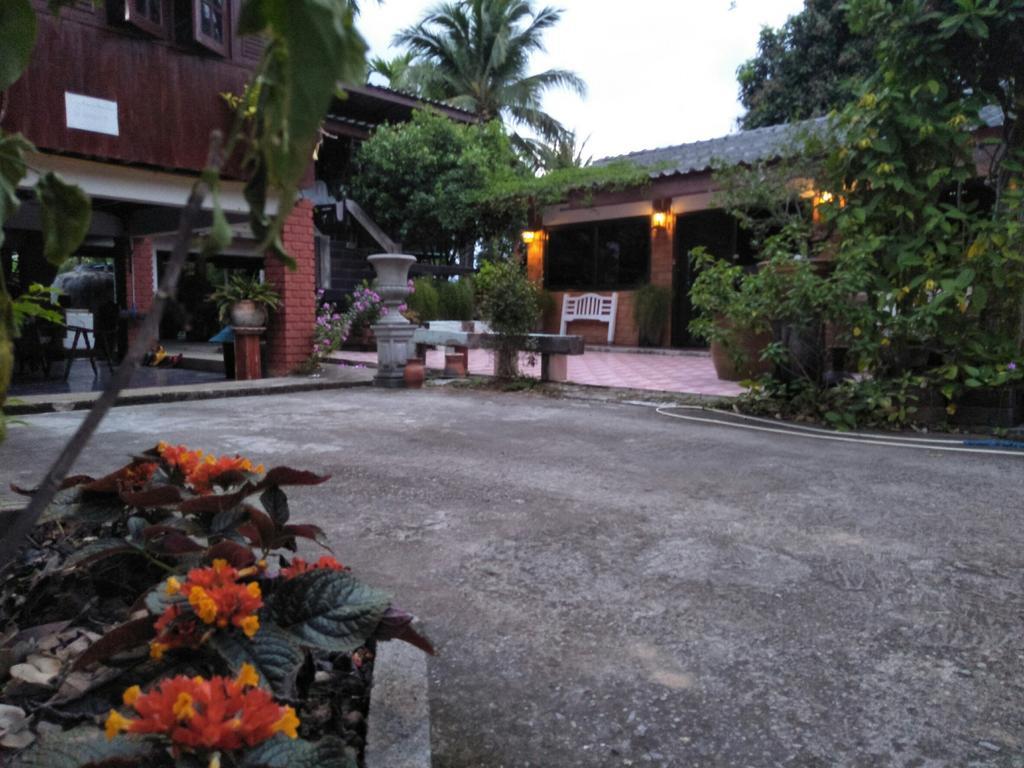 Oui Kaew Homestay Phayao Exterior foto